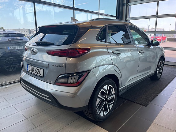 Hyundai Kona 4 of 5