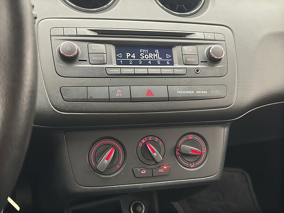 Seat Ibiza 16 of 21