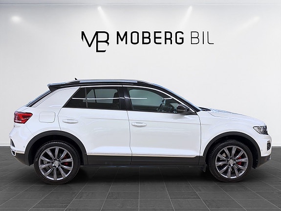 Volkswagen T-Roc 3 of 16