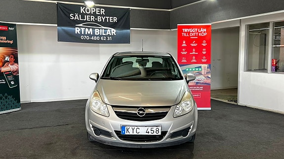 Opel Corsa 2 of 5