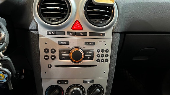 Opel Corsa 11 of 11