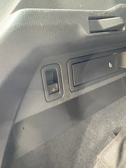 Volkswagen Tiguan 10 of 14