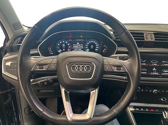 Audi Q3 11 of 18