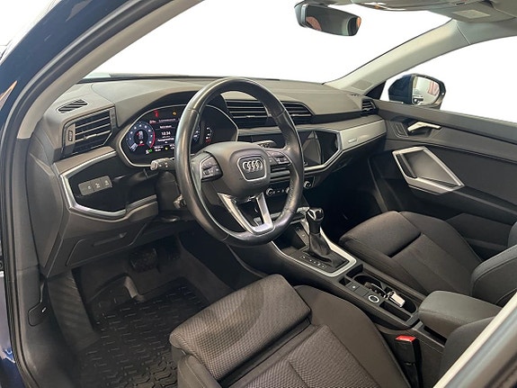 Audi Q3 10 of 18