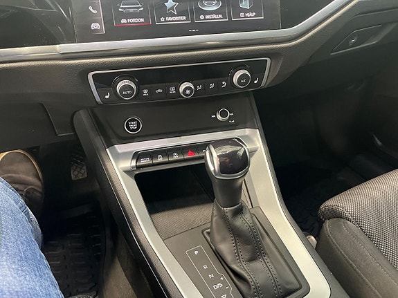 Audi Q3 13 of 18