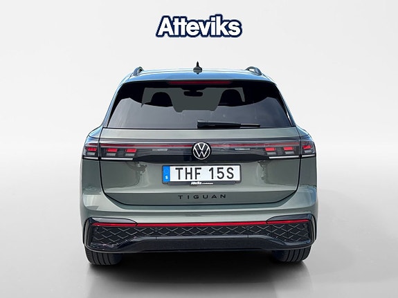 Volkswagen Tiguan 4 of 5