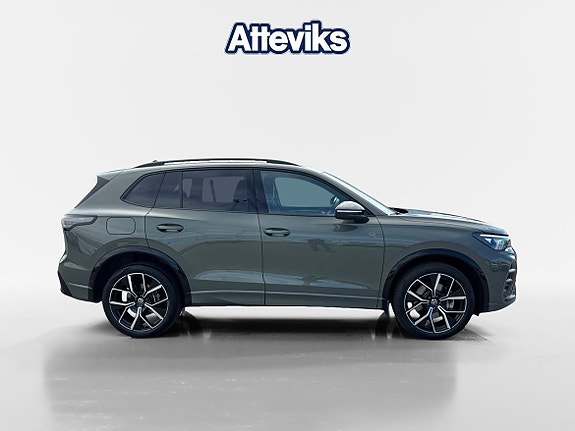 Volkswagen Tiguan 2 of 5
