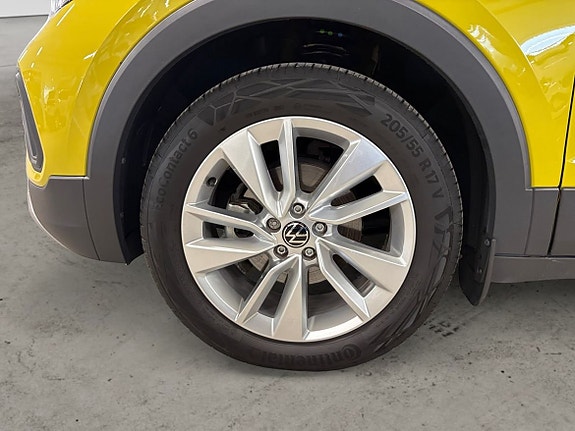 Volkswagen T-Cross 4 of 5