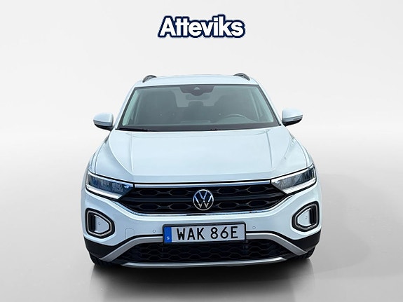 Volkswagen T-Roc 8 of 14