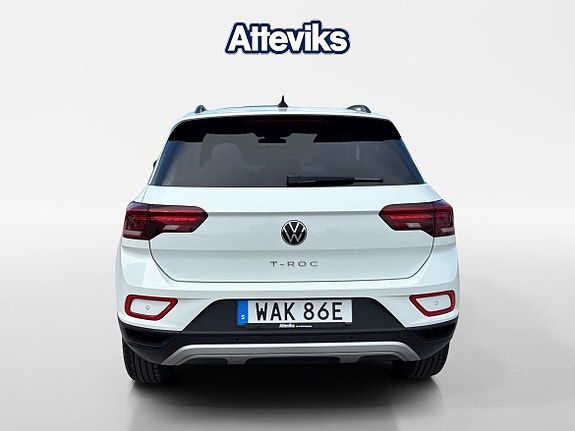 Volkswagen T-Roc 4 of 5