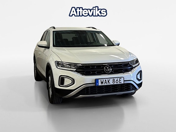 Volkswagen T-Roc 2 of 9
