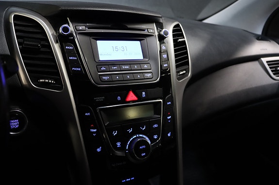 Hyundai i30 18 of 23