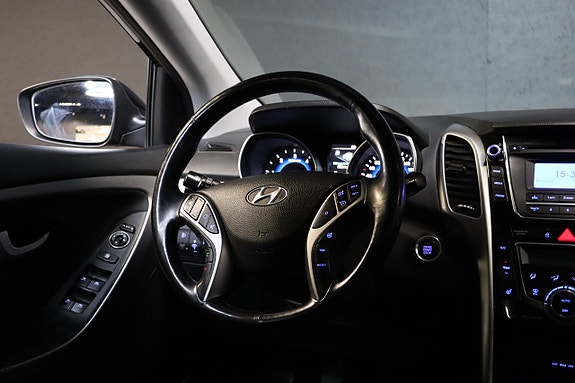 Hyundai i30 16 of 23
