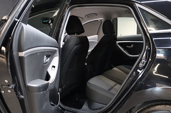 Hyundai i30 11 of 23