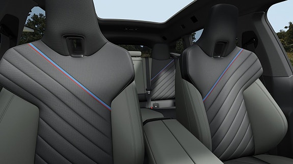 BMW iX 10 of 13
