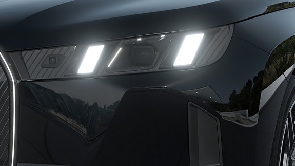 BMW iX 6 of 13