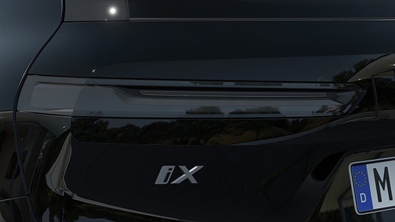 BMW iX 8 of 13
