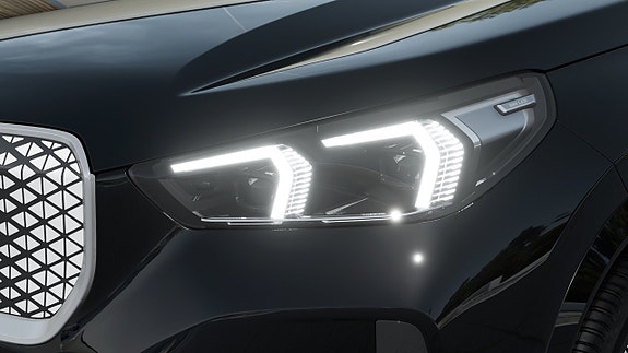 BMW iX1 6 of 13