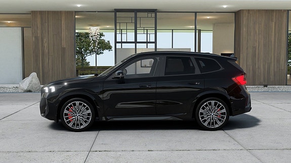 BMW X1 4 of 5