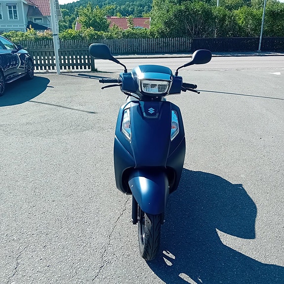 Suzuki ADRESS 125 3 of 6