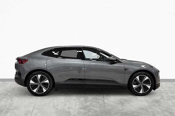Polestar 4 4 of 5