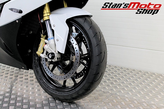 BMW Motorrad S 1000 RR Yoshimura 6 of 18