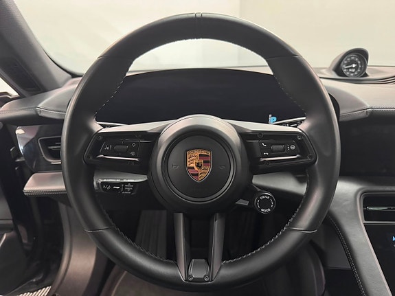 Porsche Taycan 4S 5 of 5