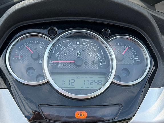 Piaggio MP3 5 of 6