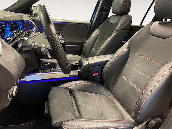 Mercedes-Benz GLB200 d 10 of 26