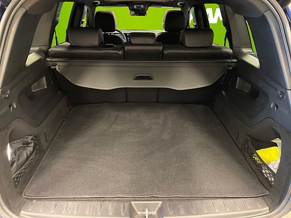 Mercedes-Benz GLB200 d 15 of 26
