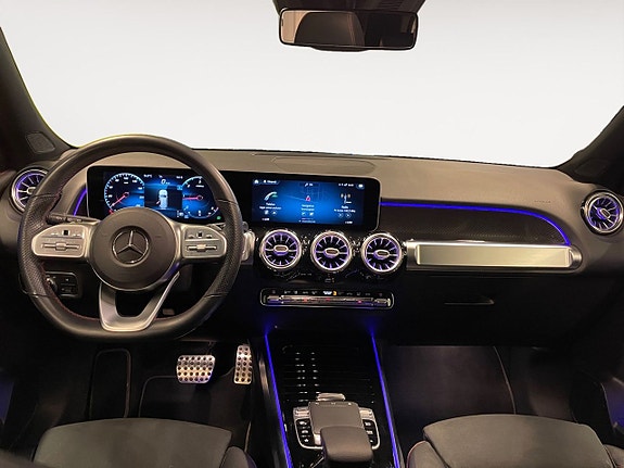 Mercedes-Benz GLB200 d 11 of 26
