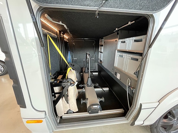 Niesmann + Bischoff iSmove 6.9 E / ALDE / Hydraul-ben / Solcell 220w / Litium450ah/F2F/ 5 of 30