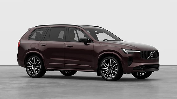 Volvo XC90 2 of 5