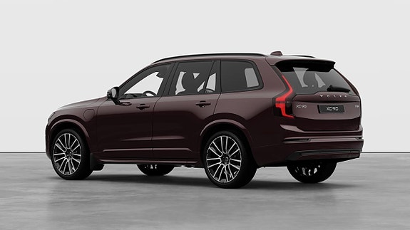Volvo XC90 4 of 5