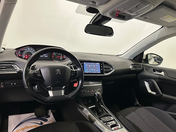 Peugeot 308 SW 18 of 19