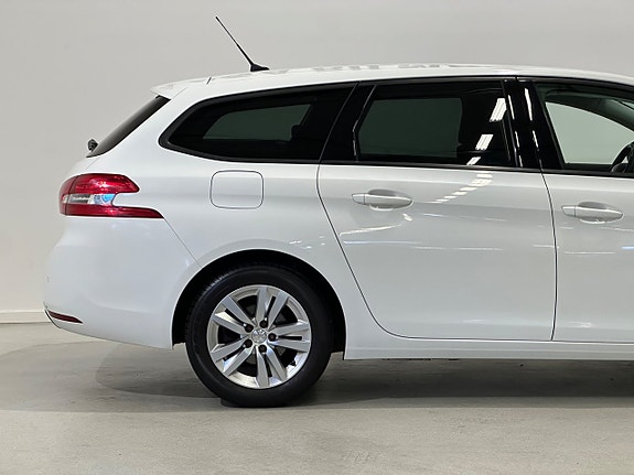 Peugeot 308 SW 5 of 19