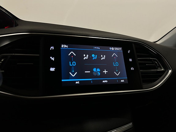 Peugeot 308 SW 19 of 19