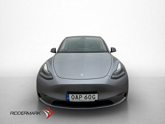 Tesla Model Y 3 of 30