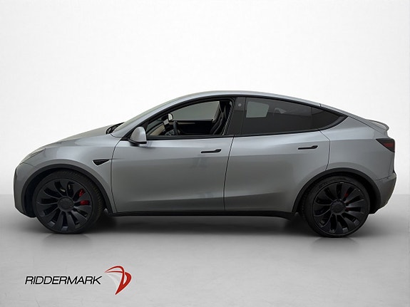 Tesla Model Y 5 of 30