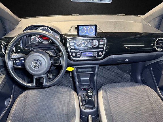 Volkswagen UP! 14 of 20