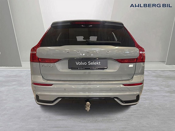 Volvo XC60 3 of 5