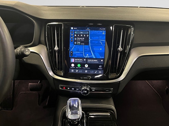 Volvo V60 11 of 24