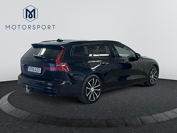 Volvo V60 4 of 24