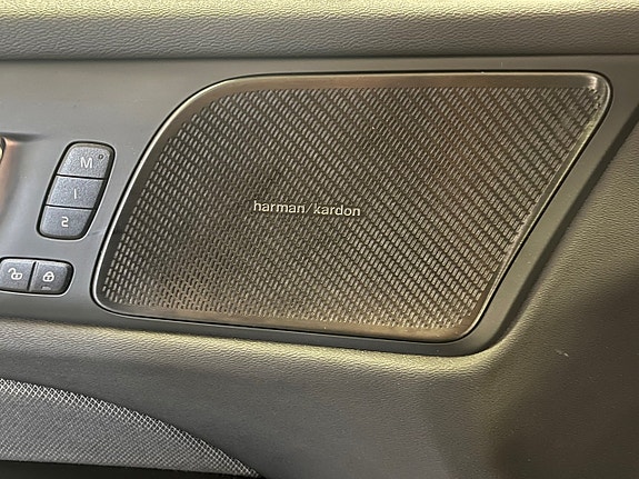 Volvo V60 19 of 24