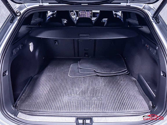 Volkswagen Passat 17 of 30