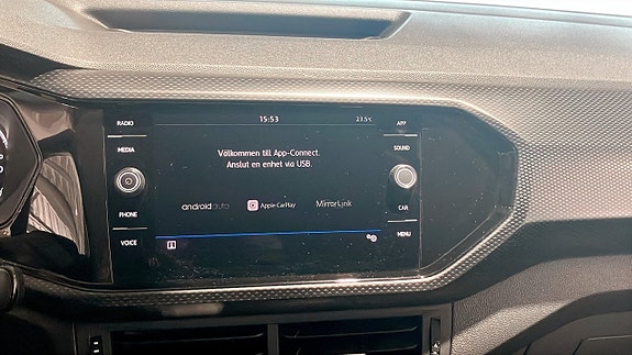 Volkswagen T-Cross 9 of 12