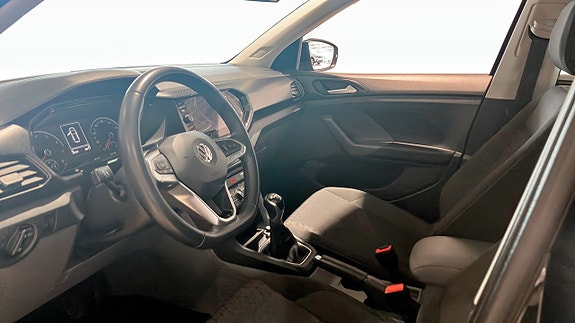 Volkswagen T-Cross 7 of 12
