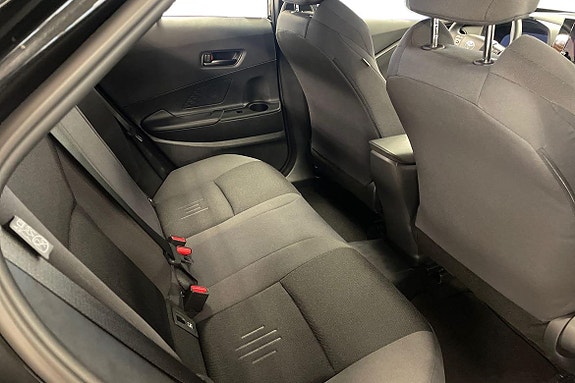 Toyota C-HR 9 of 20