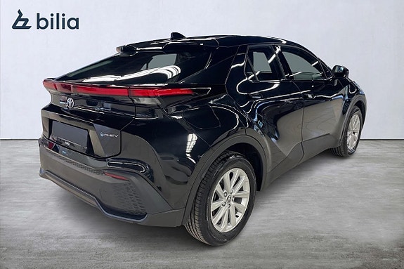 Toyota C-HR 18 of 20
