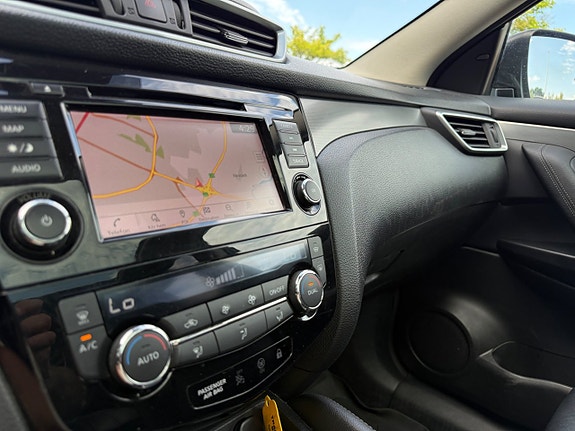 Nissan Qashqai 17 of 19